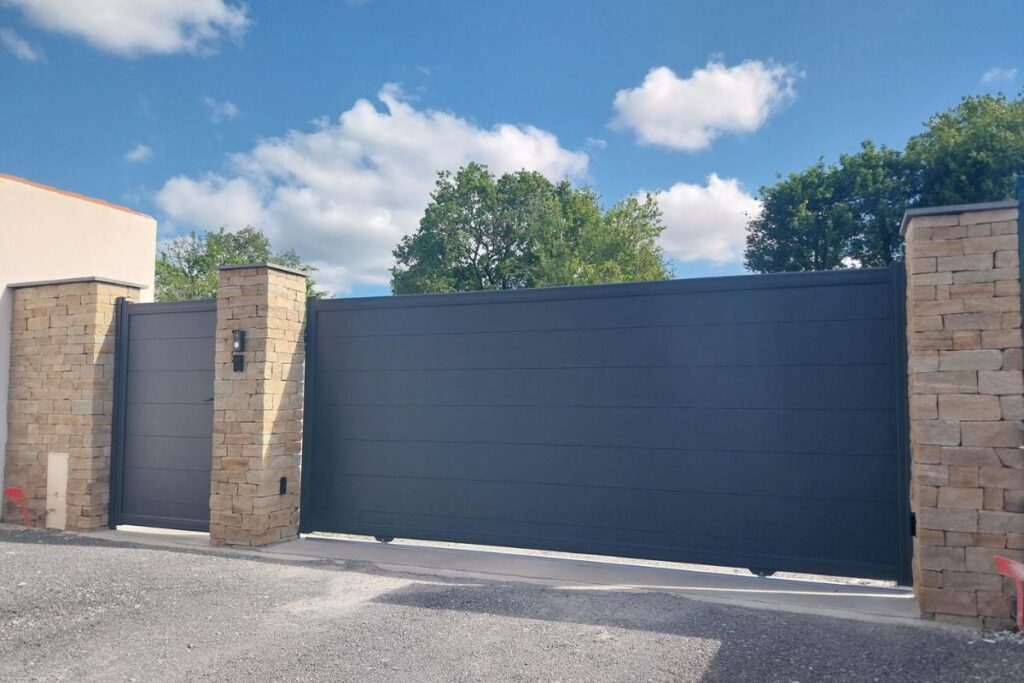 Portail Coulissant et Portillon Alu - AMPC Solutions